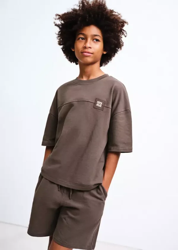 Short-sleeved cotton t-shirt