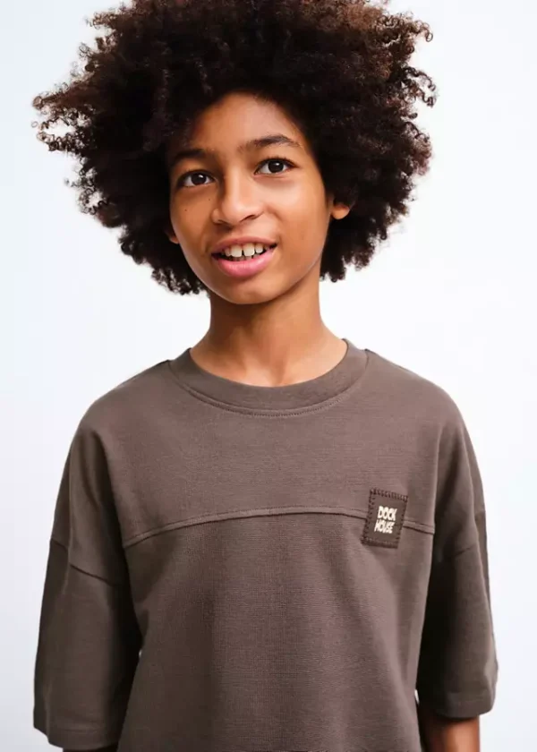 Short-sleeved cotton t-shirt